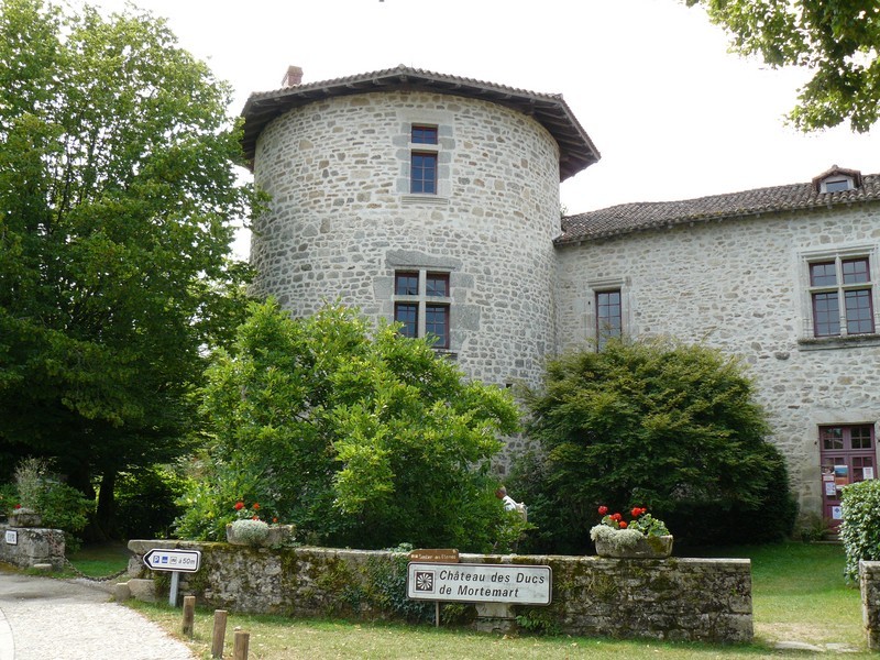 Mortemart, château des ducs