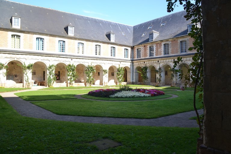 Abbaye de Valloires Cloître