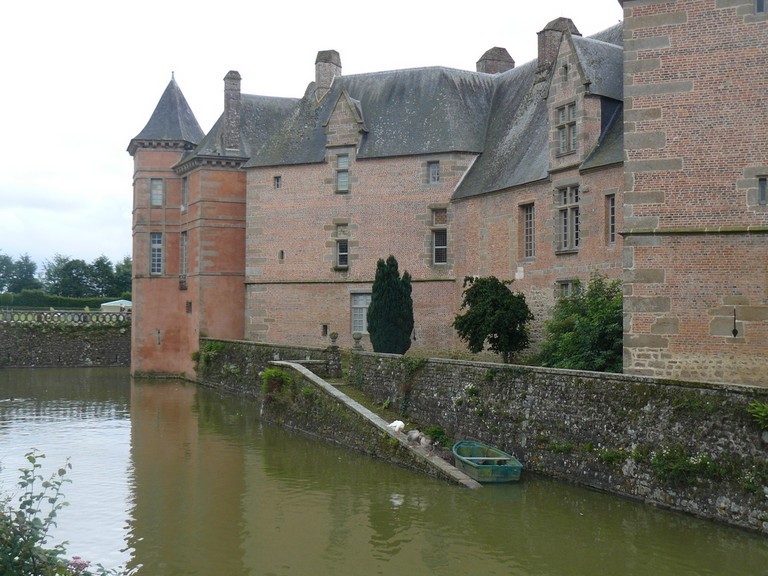 Carrouges, le Château
