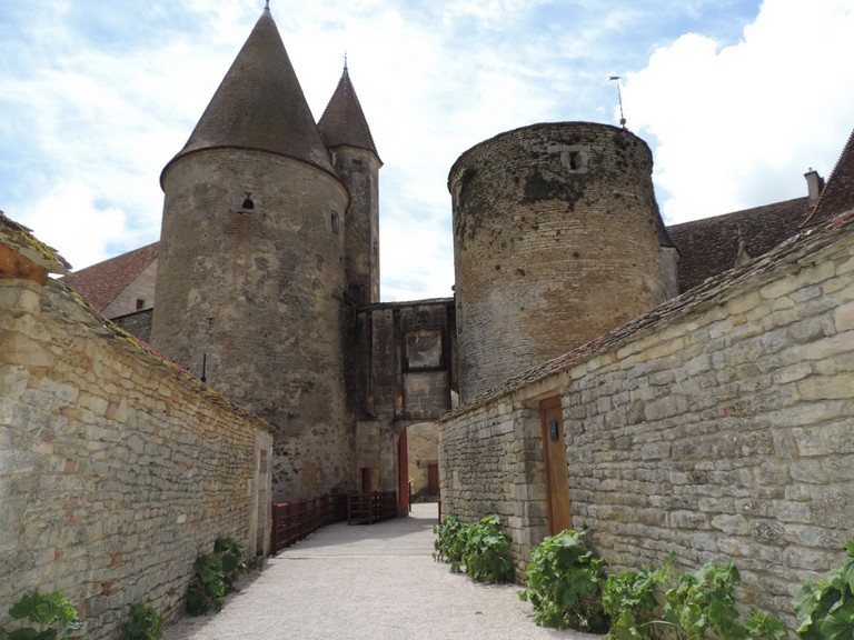 Châteauneuf-en-Auxois 1